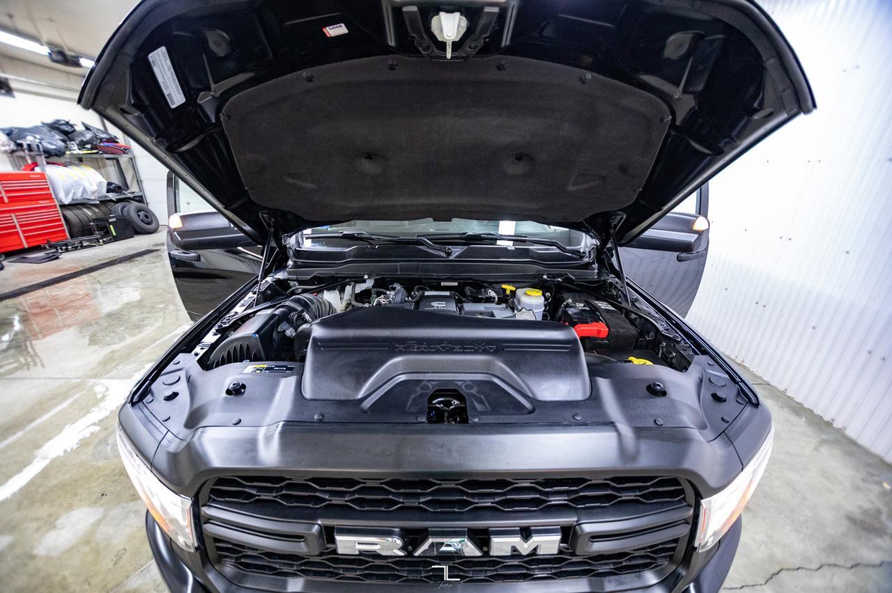 2022 Ram 3500 4x4 Crew Cab Tradesman Diesel AISIN BCam Red Deer AB