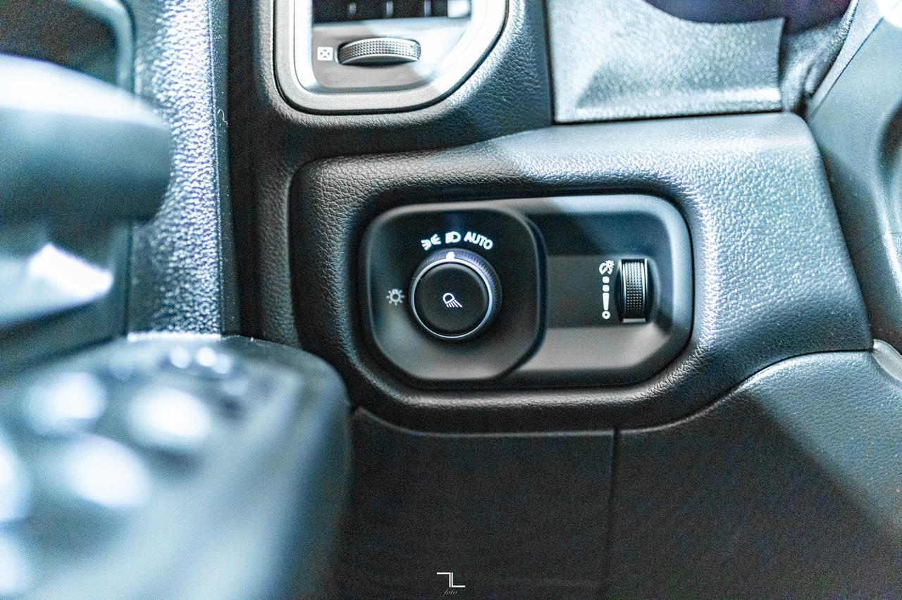 2022 Ram 3500 4x4 Crew Cab Tradesman Diesel AISIN BCam Red Deer AB