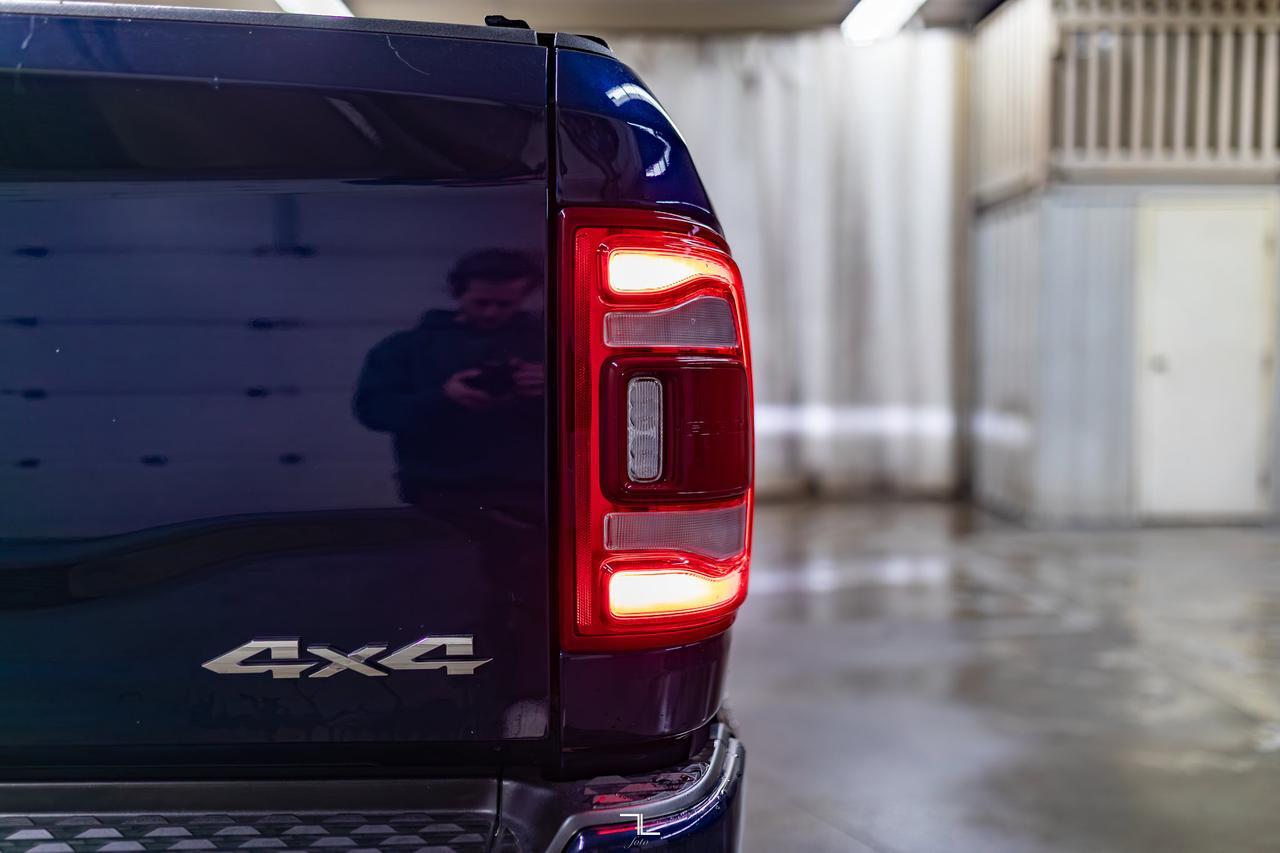 2022 Ram 3500 4x4 Mega Cab Limited Diesel Leather Nav BCam Red Deer AB