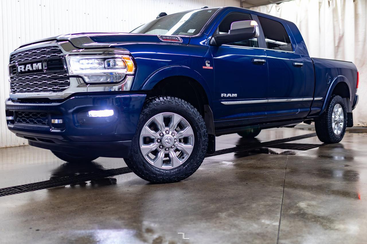 2022 Ram 3500 4x4 Mega Cab Limited Diesel Leather Nav BCam Red Deer AB