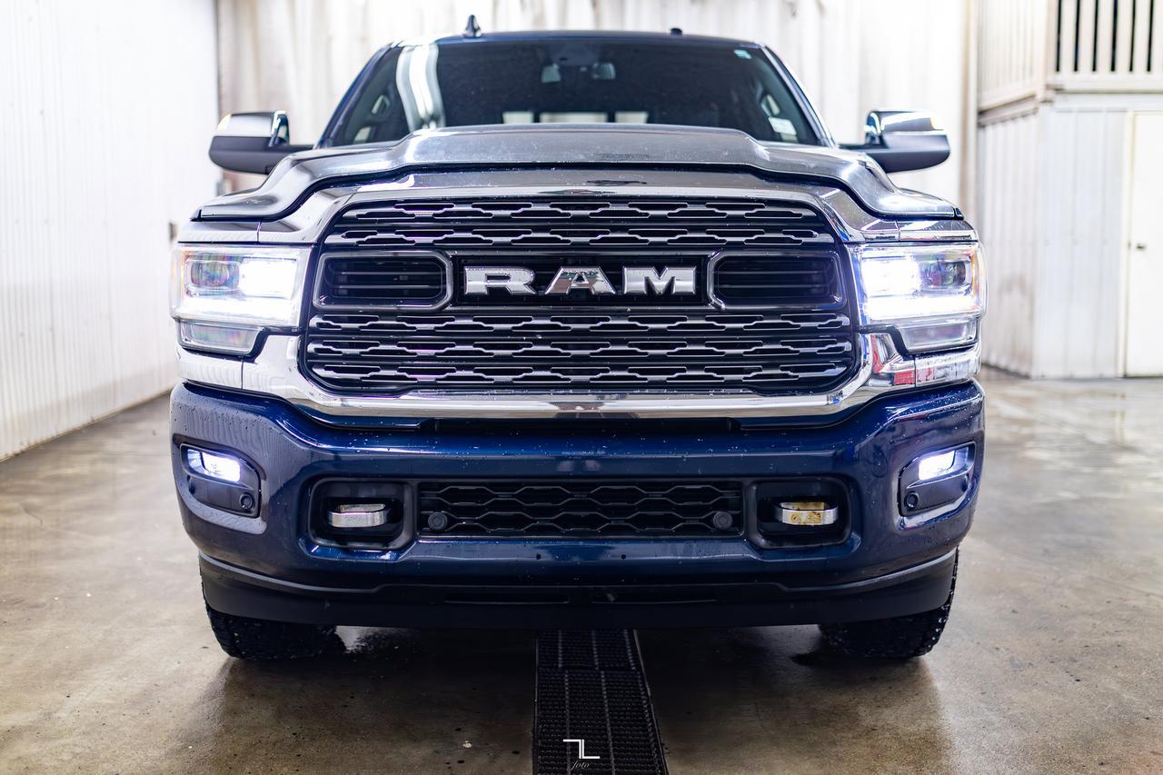 2022 Ram 3500 4x4 Mega Cab Limited Diesel Leather Nav BCam Red Deer AB
