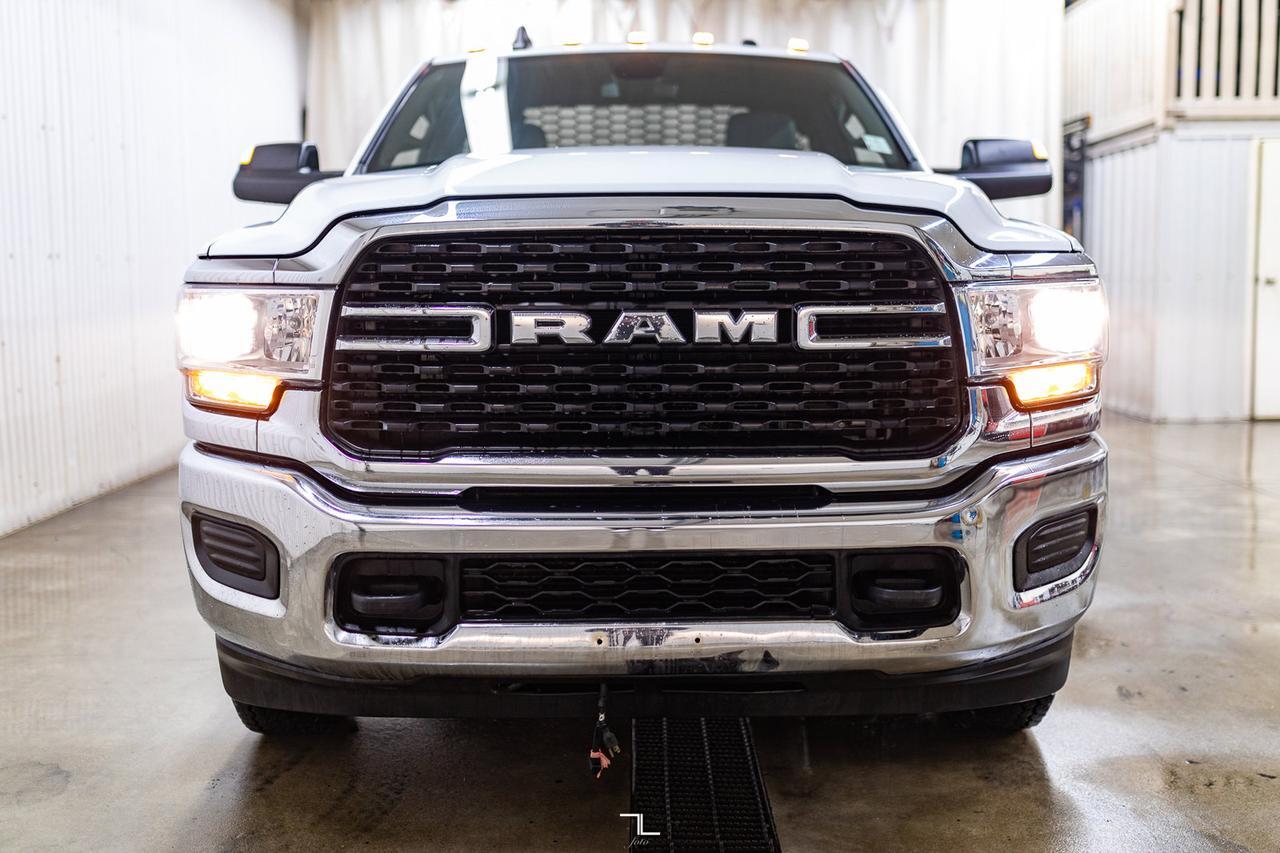 2022 Ram 3500 4x4 Reg Cab SLT Deck Diesel AISIN Red Deer AB