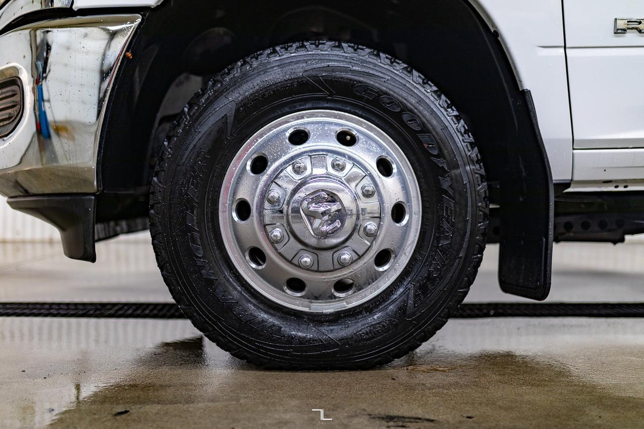 2022 Ram 3500 4x4 Reg Cab SLT Deck Diesel AISIN Red Deer AB