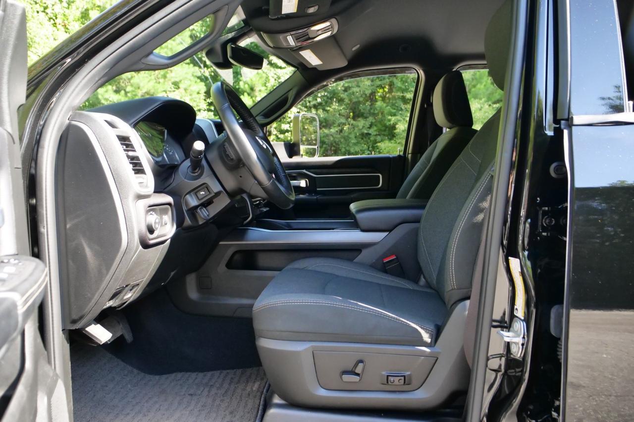 2022 Ram 3500 Big Horn 4X4 / Night Edition / Long Bed / HO Turbo Diesel! Lincolnton NC