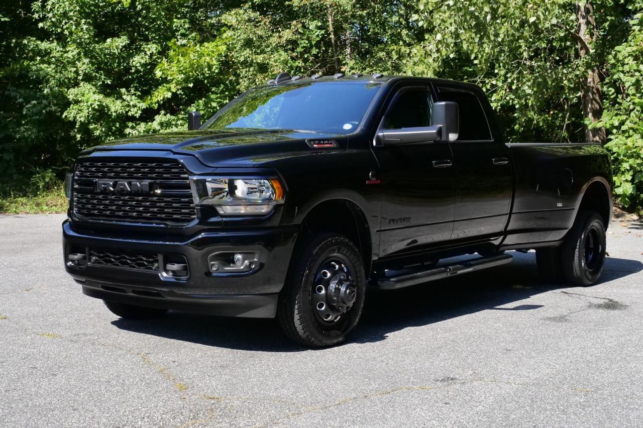 2022 Ram 3500 Big Horn 4X4 / Night Edition / Long Bed / HO Turbo Diesel! Lincolnton NC
