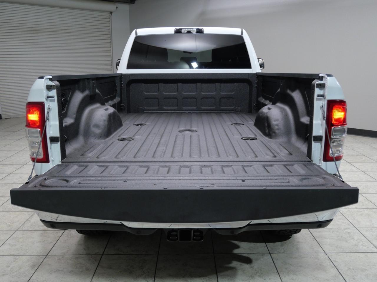 2022 Ram 3500 Big Horn SRW AISIN HO 6.7L Cummins 4x4 Mansfield TX