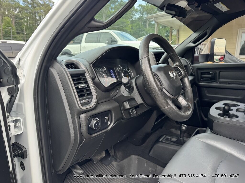 2022 Ram 3500 CAB/Chassis Tradesman 4X4 - FLATBED - DUALLY Cartersville GA