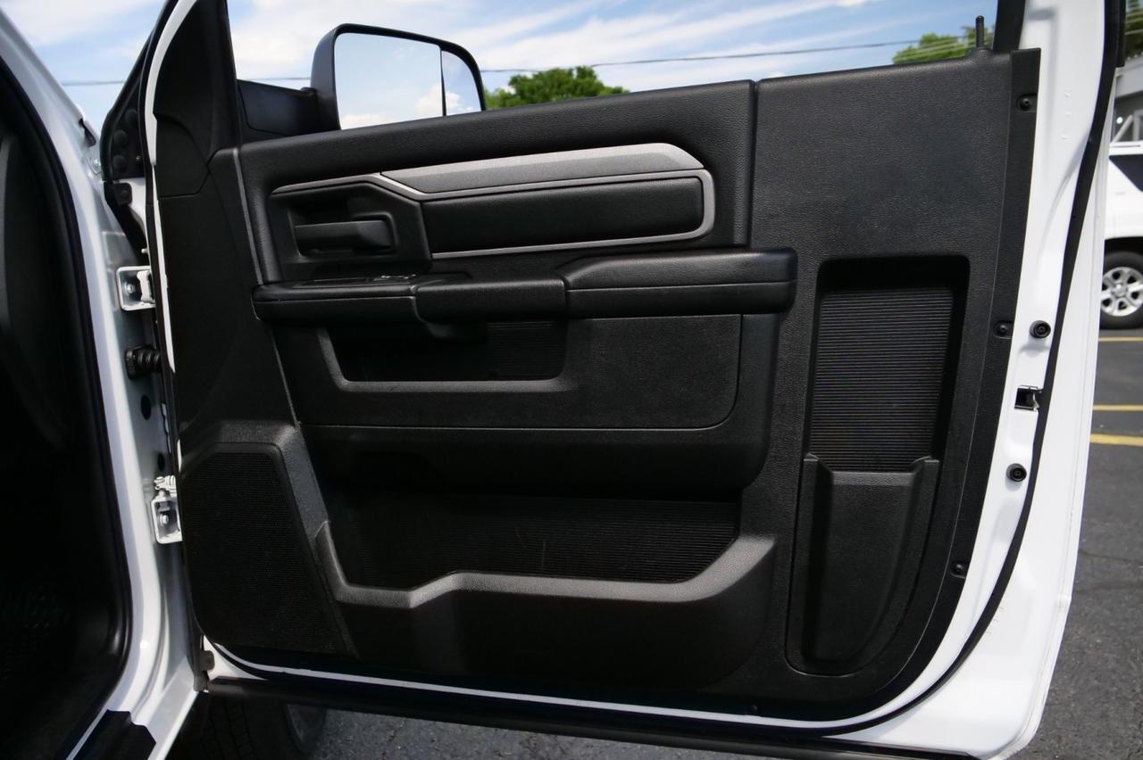 2022 Ram 3500 Chassis Cab Tradesman / AISIN / Turbo Diesel / Level 1 Equipment! Lincolnton NC