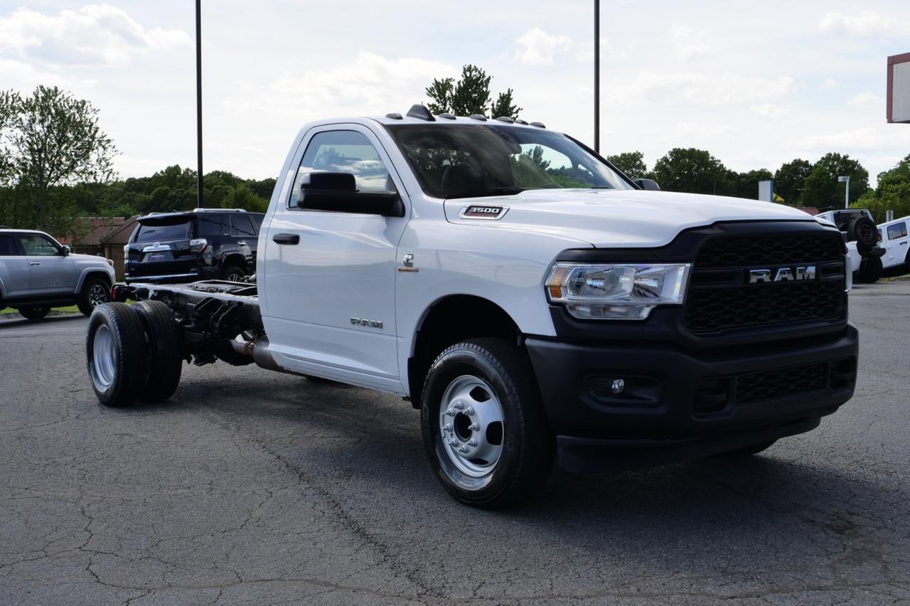 2022 Ram 3500 Chassis Cab Tradesman / AISIN / Turbo Diesel / Level 1 Equipment! Lincolnton NC
