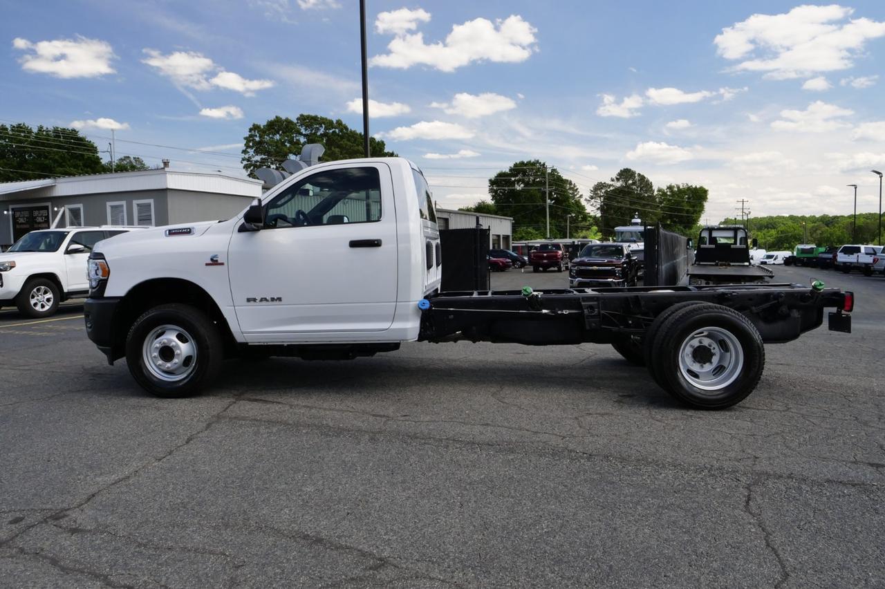 2022 Ram 3500 Chassis Cab Tradesman / AISIN / Turbo Diesel / Level 1 Equipment! Lincolnton NC