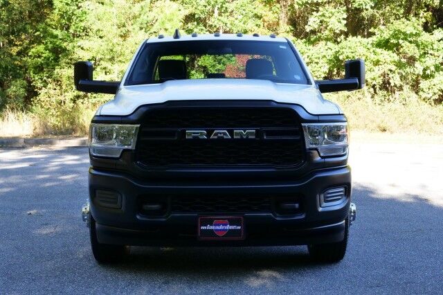 2022 Ram 3500 Chassis Tradesman 4X4 / DRW / Turbo Diesel / AISIN / Max Tow PKG! High Point NC