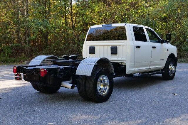 2022 Ram 3500 Chassis Tradesman 4X4 / DRW / Turbo Diesel / AISIN / Max Tow PKG! High Point NC