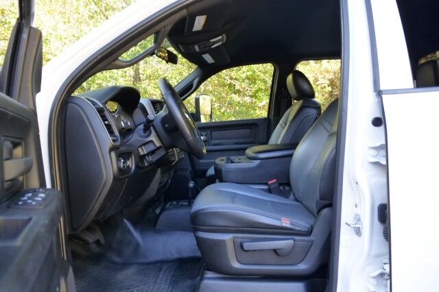 2022 Ram 3500 Chassis Tradesman 4X4 / DRW / Turbo Diesel / AISIN / Max Tow PKG! High Point NC