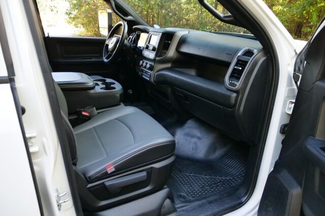 2022 Ram 3500 Chassis Tradesman 4X4 / DRW / Turbo Diesel / AISIN / Max Tow PKG! High Point NC