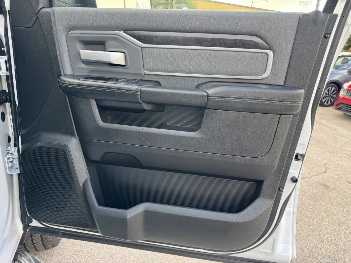 2022 Ram 3500 Crew Cab Big Horn Pickup 4D 8 ft