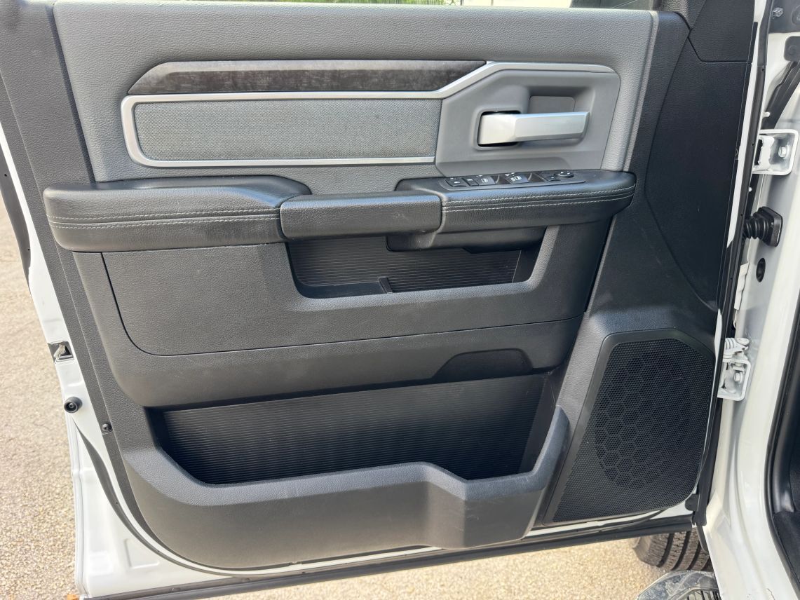 2022 Ram 3500 Crew Cab Big Horn Pickup 4D 8 ft