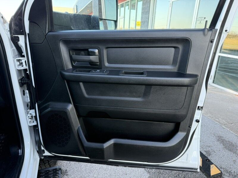 2022 Ram 3500 DRW 4x4 Utility Tradesman Collinsville OK