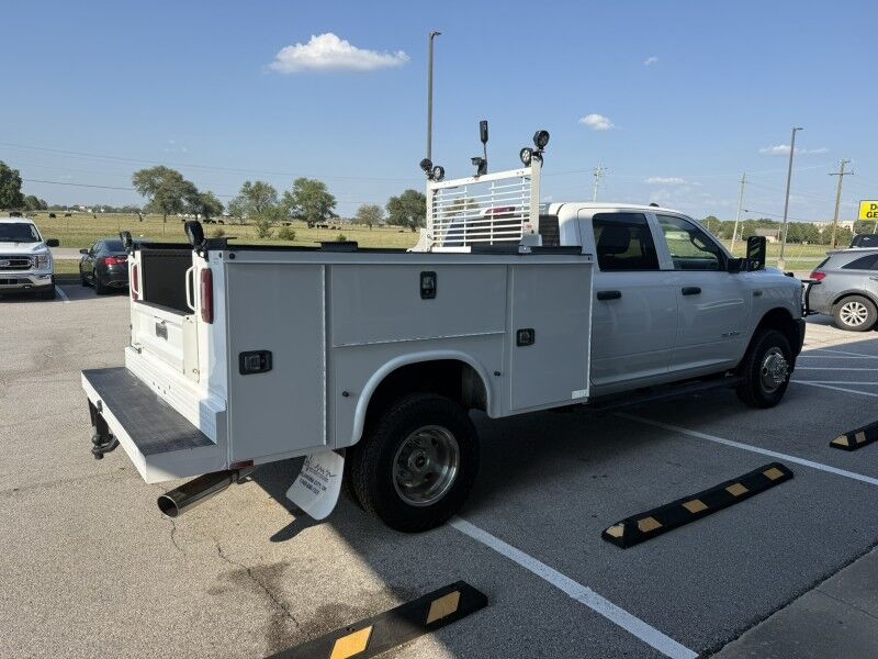 2022 Ram 3500 DRW 6.4L Hemi 4x4 Utility Tradesman Collinsville OK