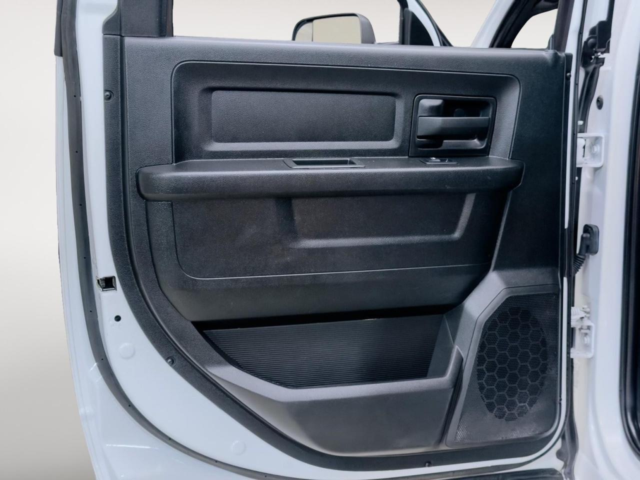 2022 Ram 3500 DRW Tradesman 6.7L Cummins Aisin 2WD Mansfield TX