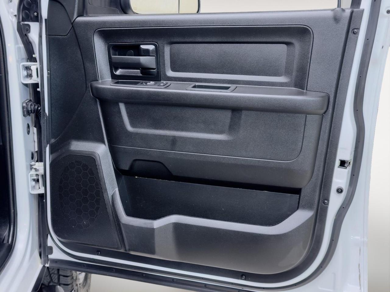 2022 Ram 3500 DRW Tradesman 6.7L Cummins Aisin 2WD Mansfield TX