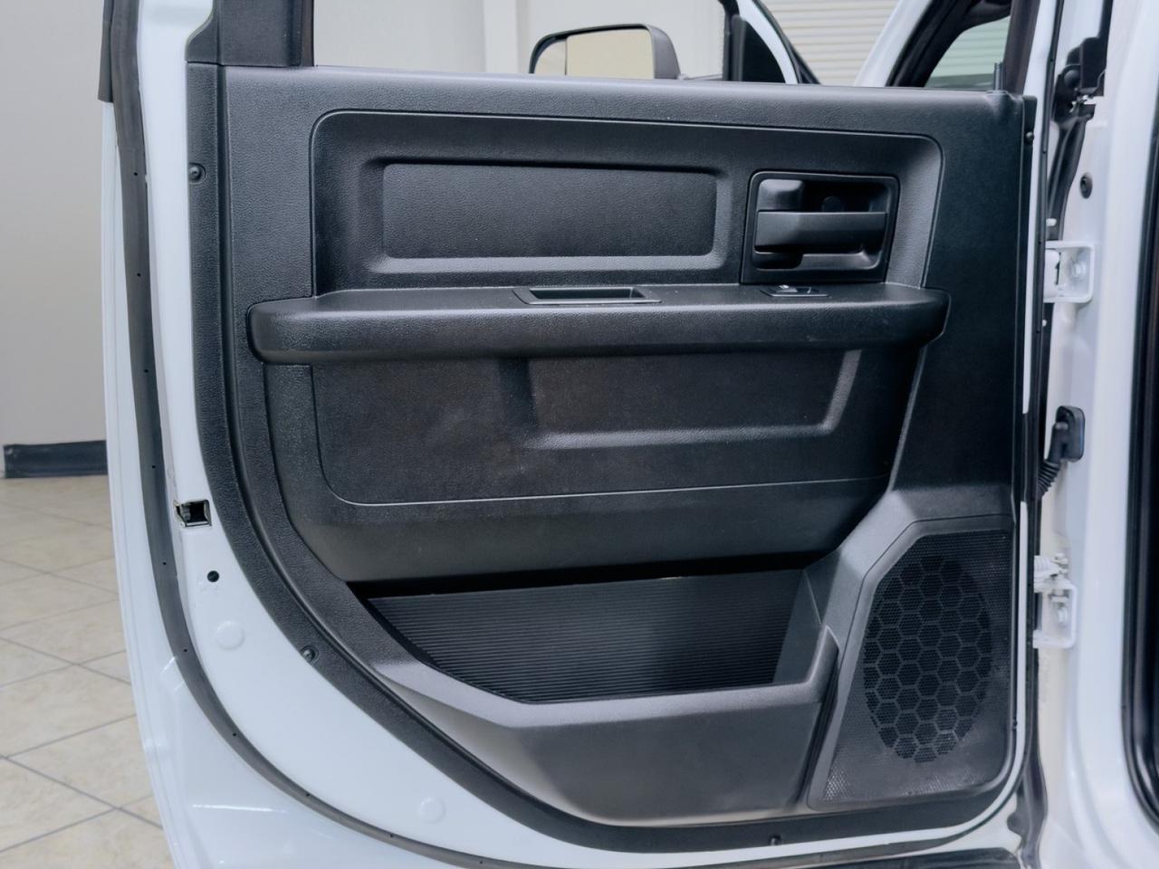 2022 Ram 3500 DRW Tradesman 6.7L Cummins Aisin 2WD Mansfield TX