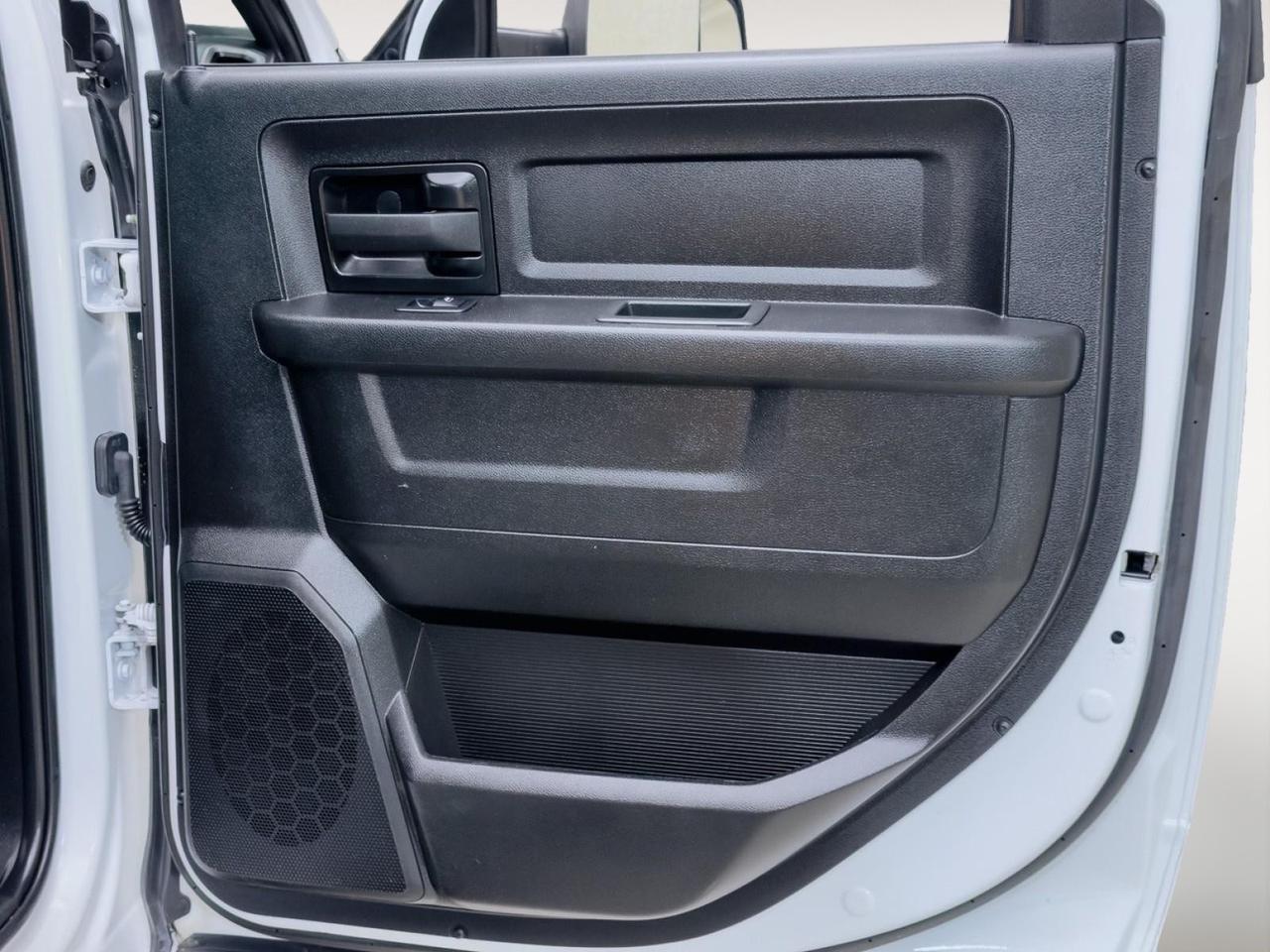 2022 Ram 3500 DRW Tradesman 6.7L Cummins Aisin 2WD Mansfield TX