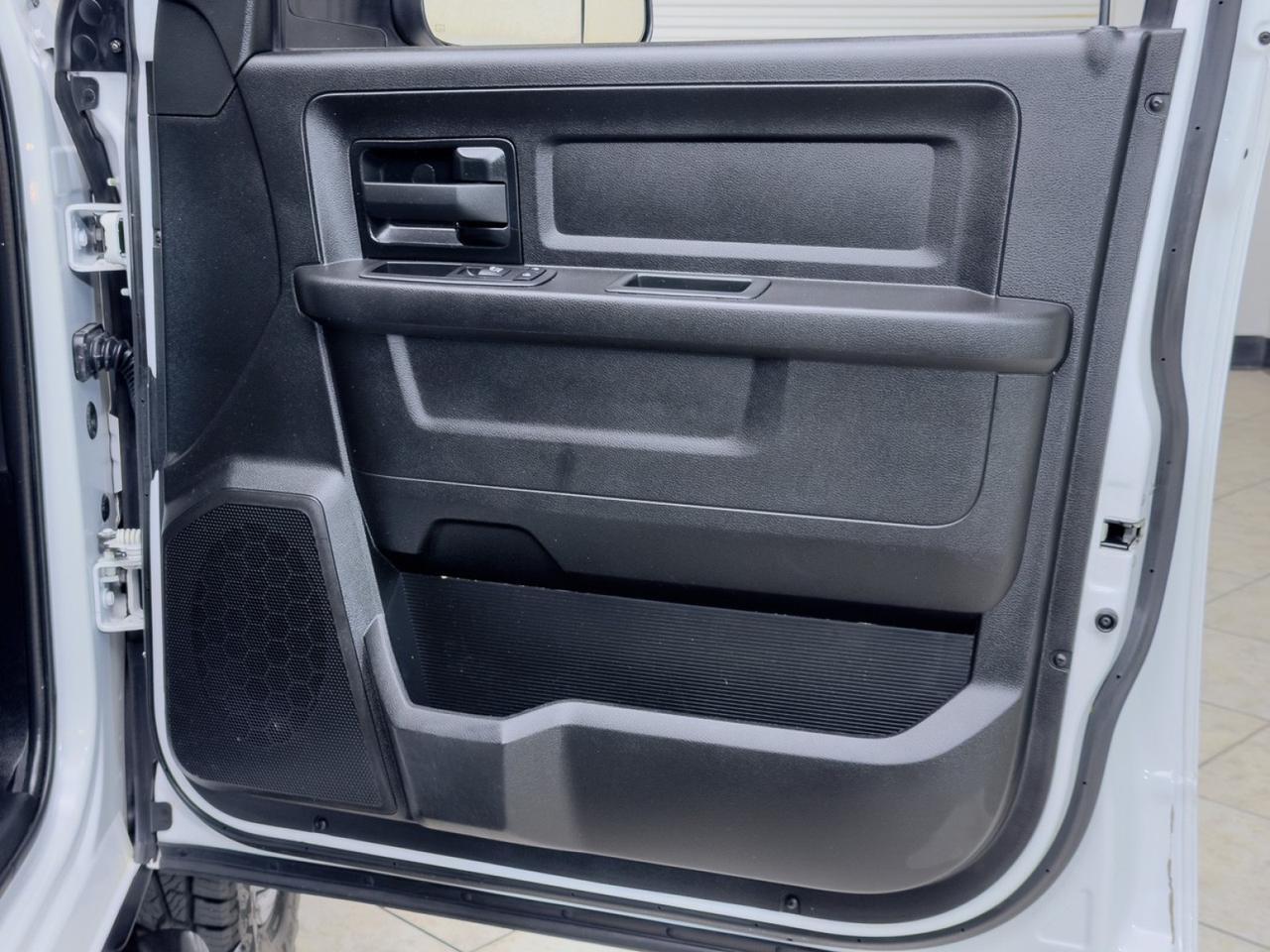 2022 Ram 3500 DRW Tradesman 6.7L Cummins Aisin 2WD Mansfield TX