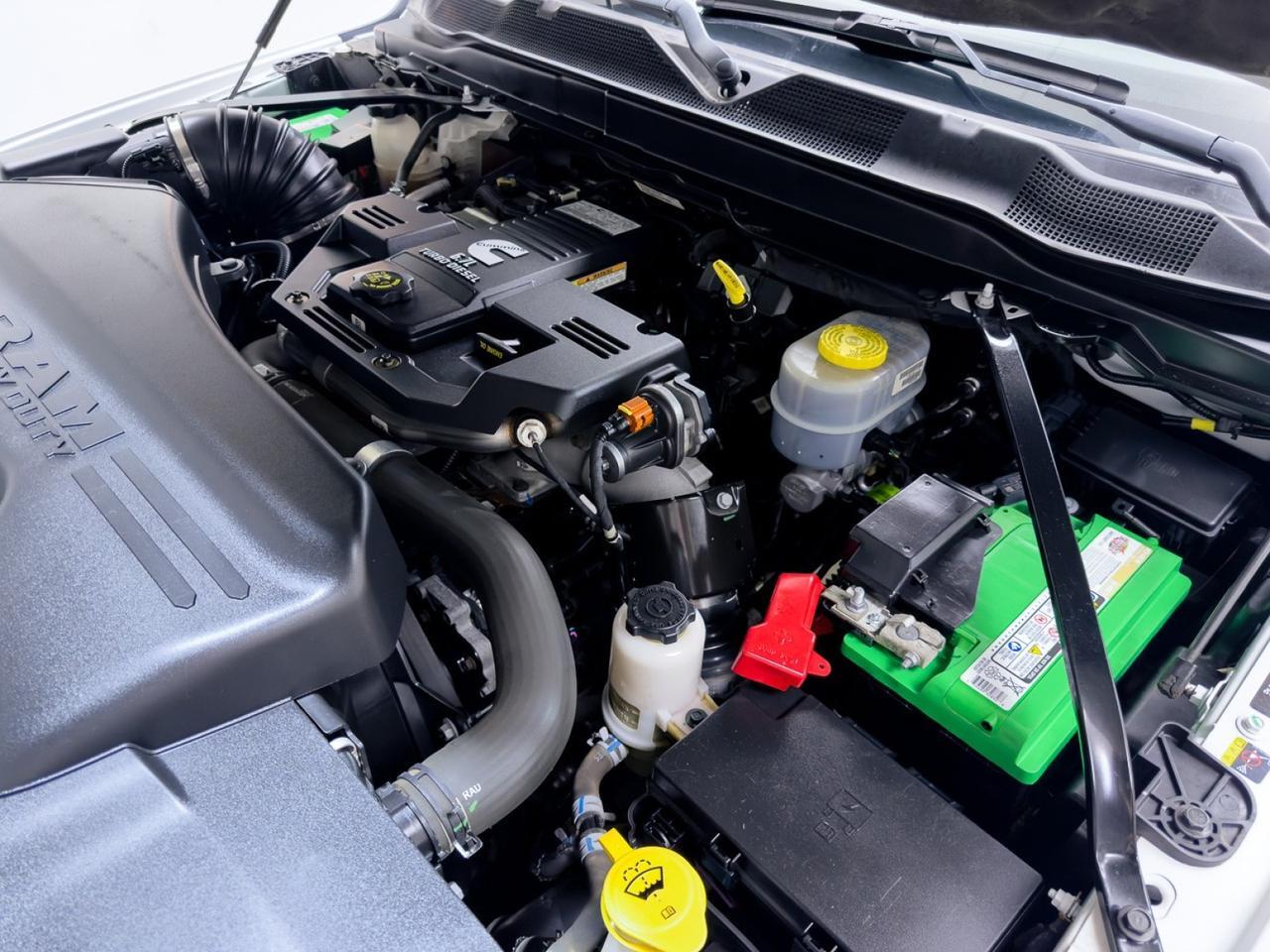 2022 Ram 3500 DRW Tradesman 6.7L Cummins Diesel Aisin 2WD Utility Bed Mansfield TX