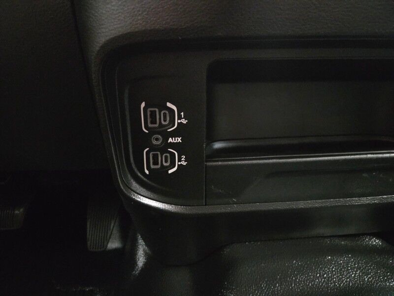 2022 Ram 3500 Flatbed 4WD Dually 6.7L Diesel AISIN Transmission NEW TIRES FREE WARRANTY Arlington TX