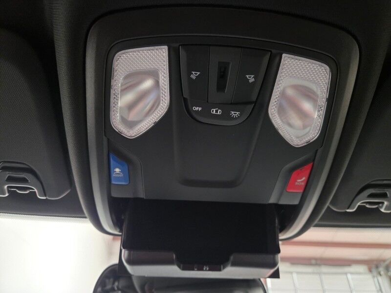 2022 Ram 3500 Flatbed 4WD Dually 6.7L Diesel AISIN Transmission NEW TIRES FREE WARRANTY Arlington TX