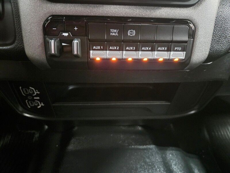 2022 Ram 3500 Flatbed 4WD Dually 6.7L Diesel AISIN Transmission NEW TIRES FREE WARRANTY Arlington TX