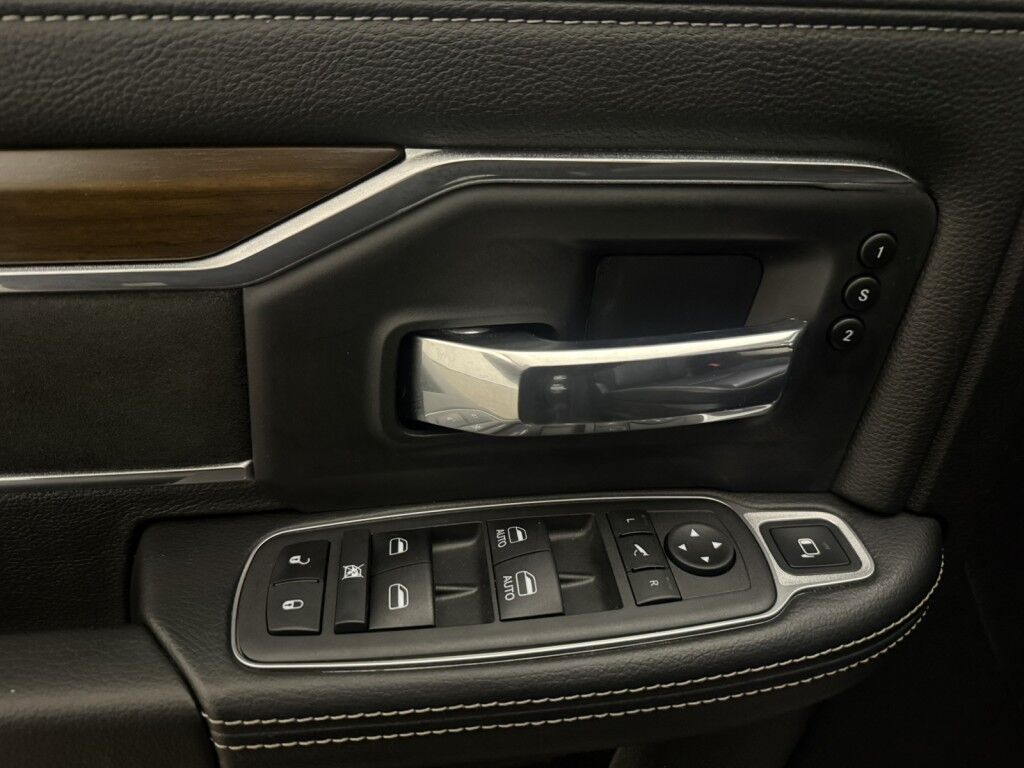 2022 Ram 3500 Laramie 4x4 Crew Cab DRW Diesel Maumee OH