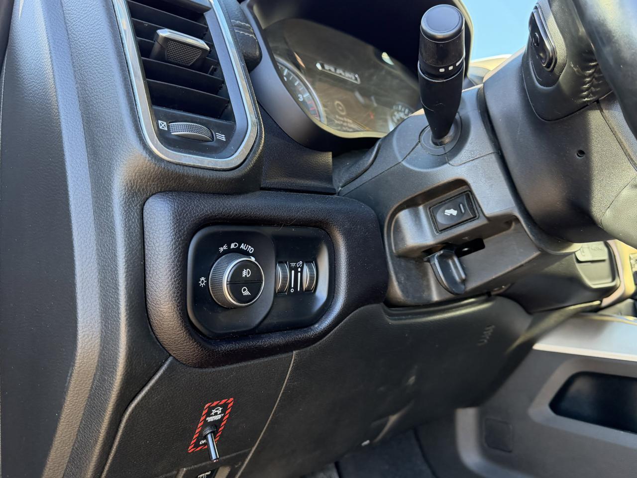 2022 Ram 3500 Laramie Crew Cab 4x4 | Cummins Diesel | Leather | NAV | Heated Vented Seats | Remote Start Redwater AB