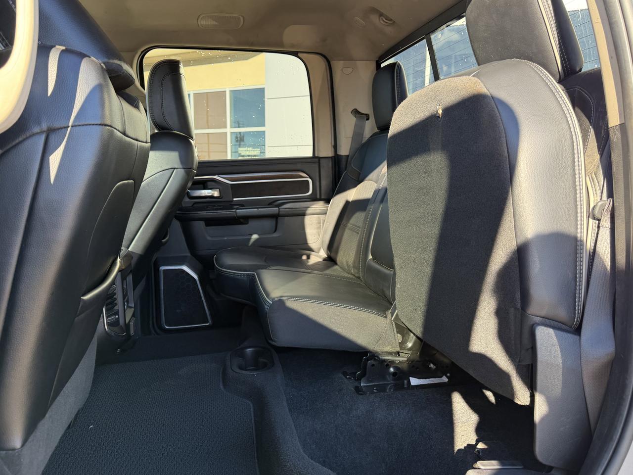 2022 Ram 3500 Laramie Crew Cab 4x4 | Cummins Diesel | Leather | NAV | Heated Vented Seats | Remote Start Redwater AB