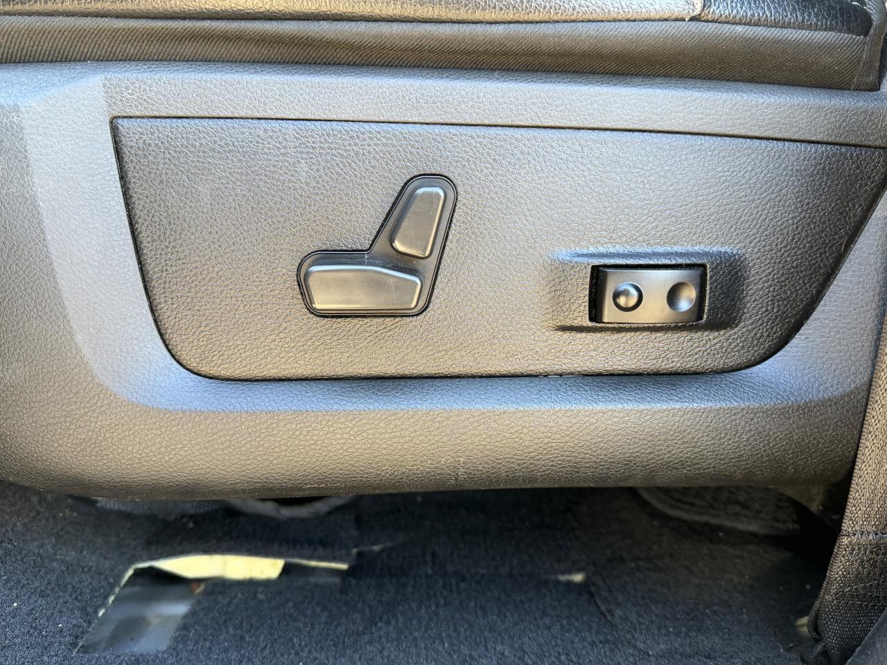 2022 Ram 3500 Laramie Crew Cab 4x4 | Cummins Diesel | Leather | NAV | Heated Vented Seats | Remote Start Redwater AB