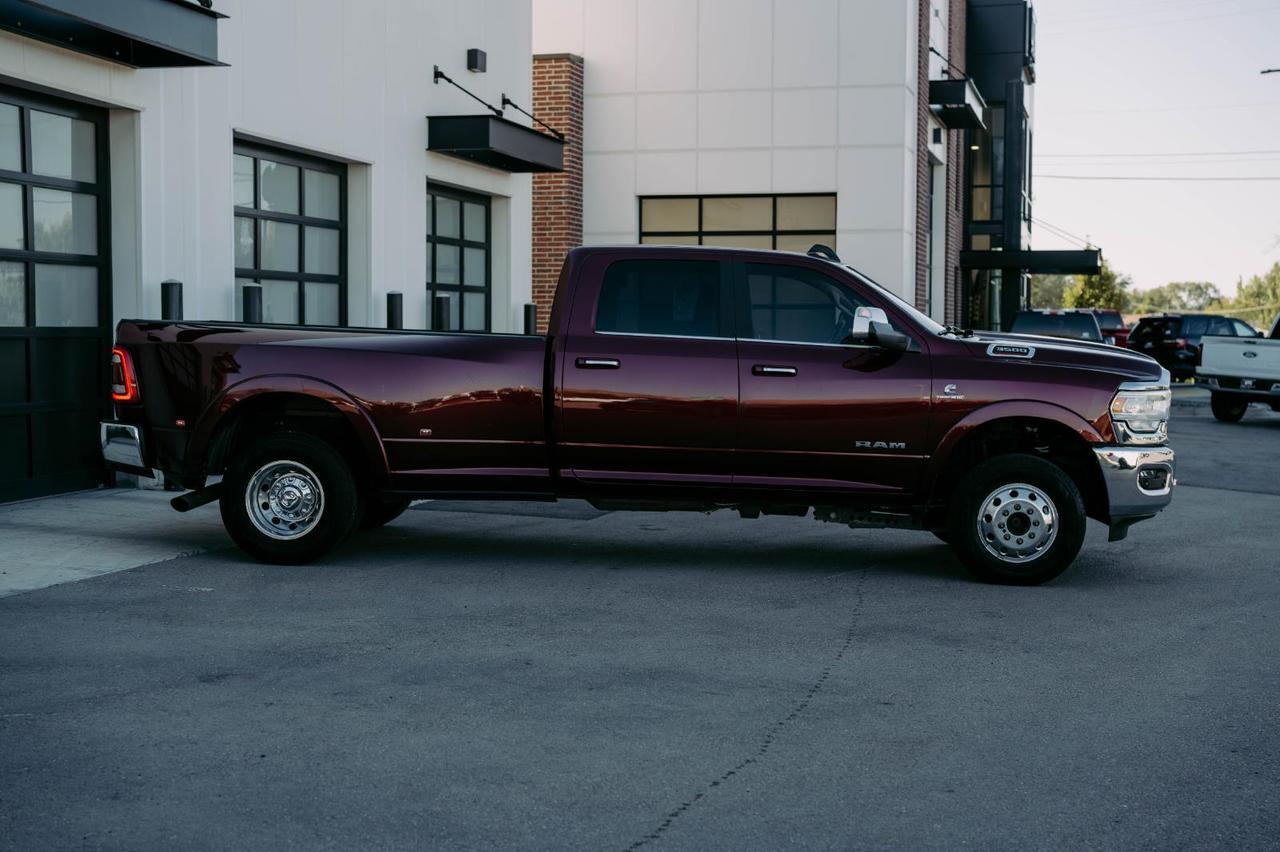 2022 Ram 3500 Laramie photo 4