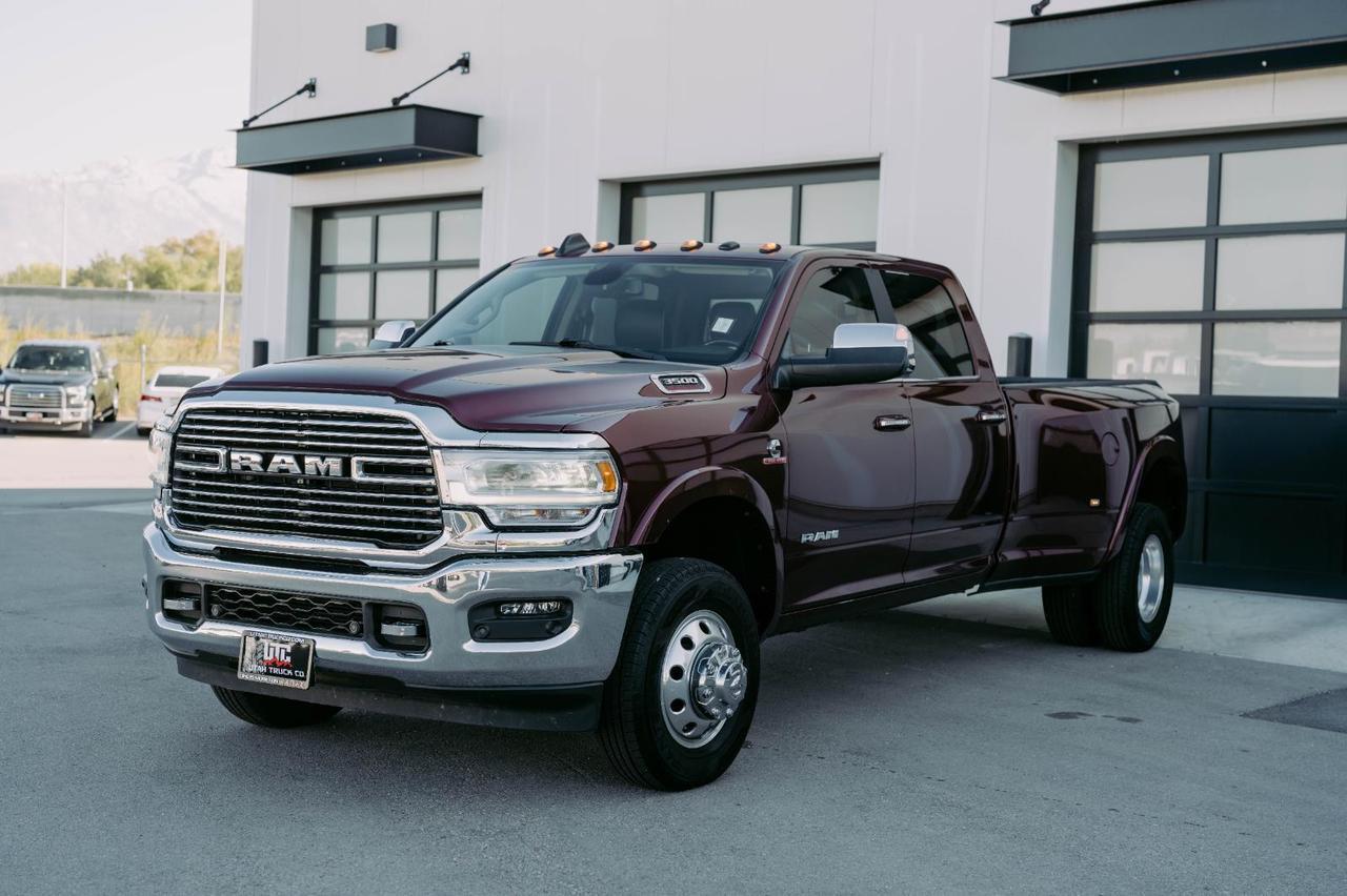 2022 Ram 3500 Laramie photo 3