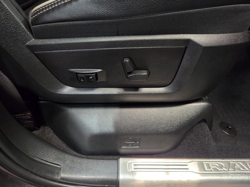 2022 Ram 3500 Laramie Night Edition 6.7L Diesel AISIN Transmission 12in Screen New Tires FREE WARRANTY Arlington TX