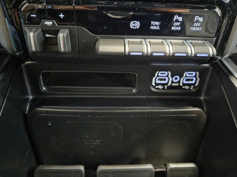 2022 Ram 3500 Laramie Night Edition 6.7L Diesel AISIN Transmission 12in Screen New Tires FREE WARRANTY Arlington TX