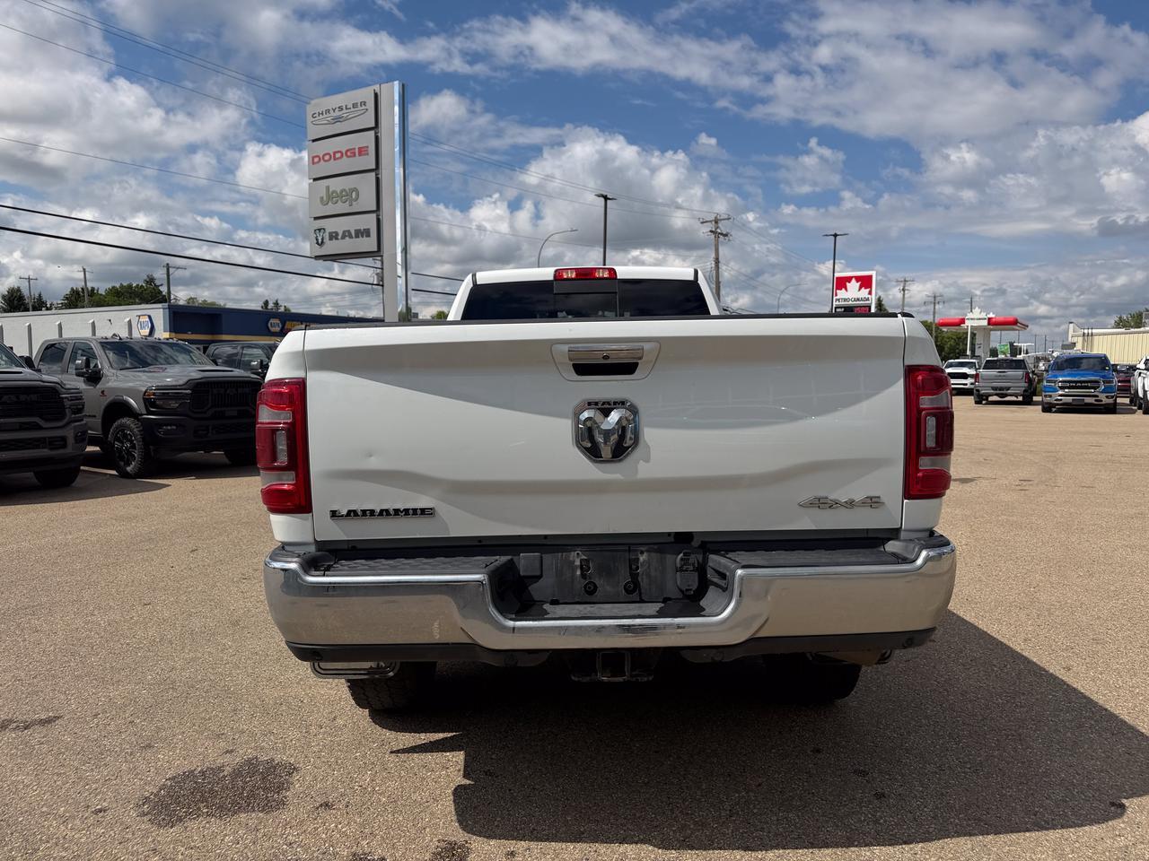 2022 Ram 3500 Laramie Redwater AB