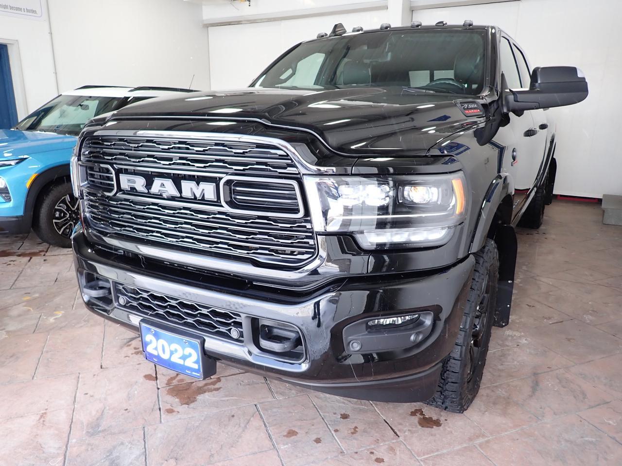 2022 Ram 3500 Limited 4WD MEGA CAB 6'4" BOX LEATHER NAVI SUNROOF *DIESEL** Listowel ON