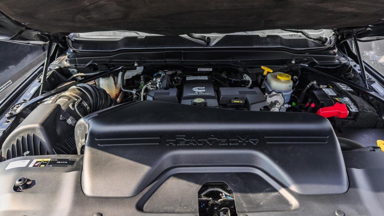 2022 Ram 3500 Limited Mega Cab 4x4 Tallmadge OH