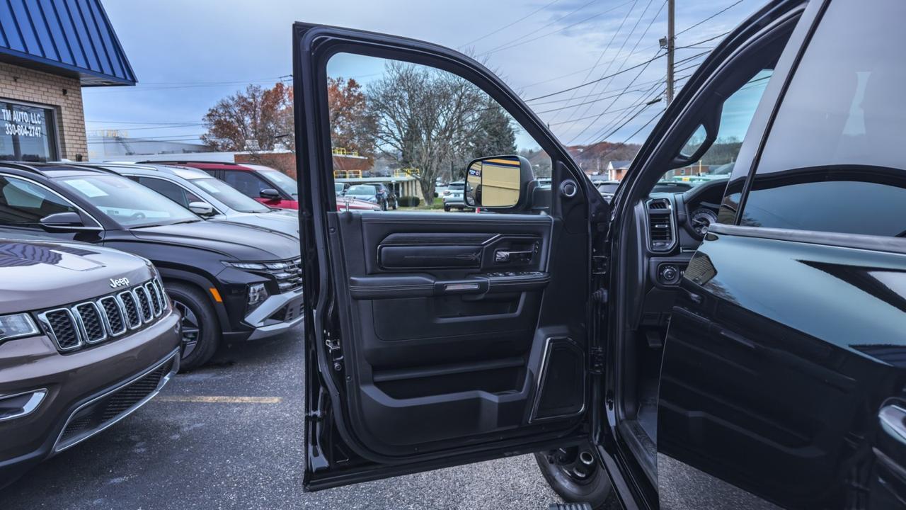 2022 Ram 3500 Limited Mega Cab 4x4 Tallmadge OH