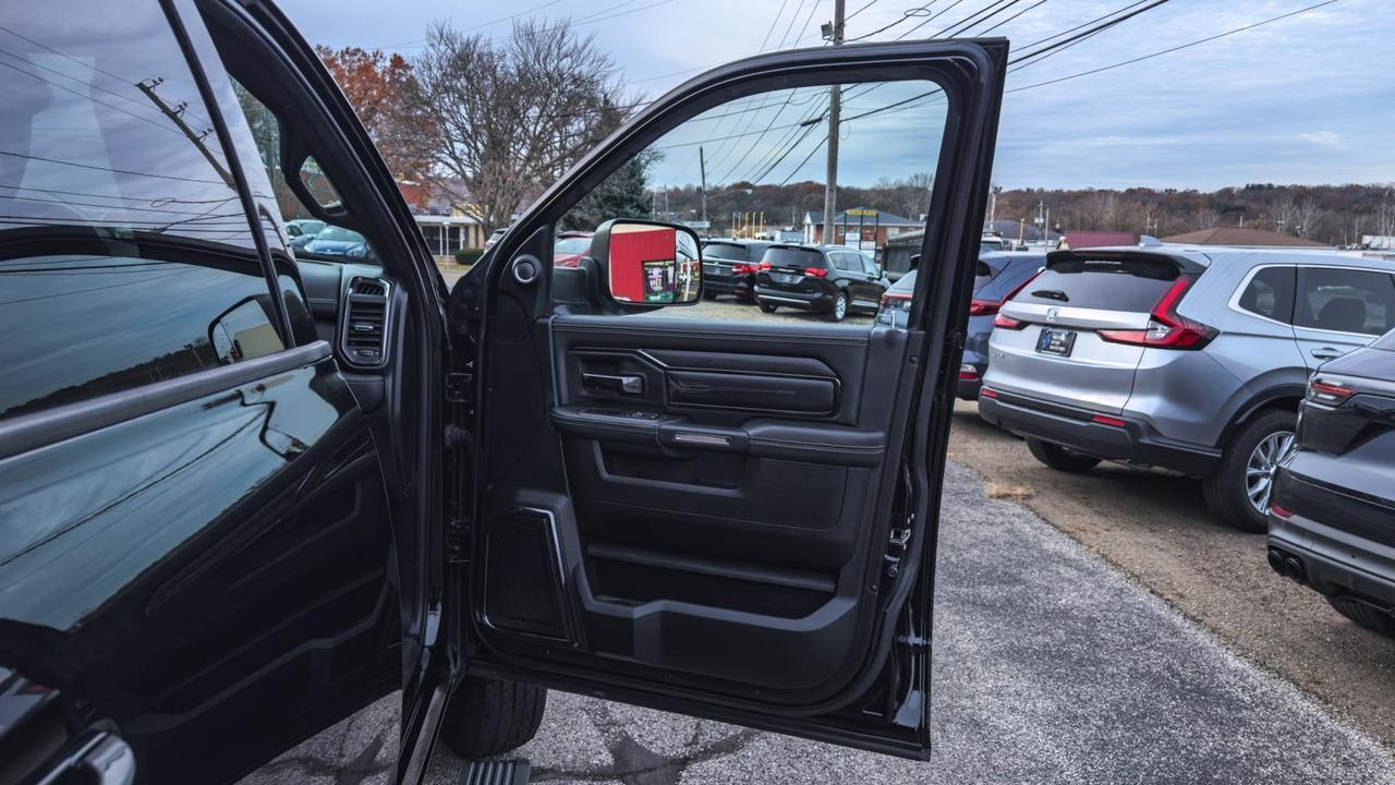 2022 Ram 3500 Limited Mega Cab 4x4 Tallmadge OH