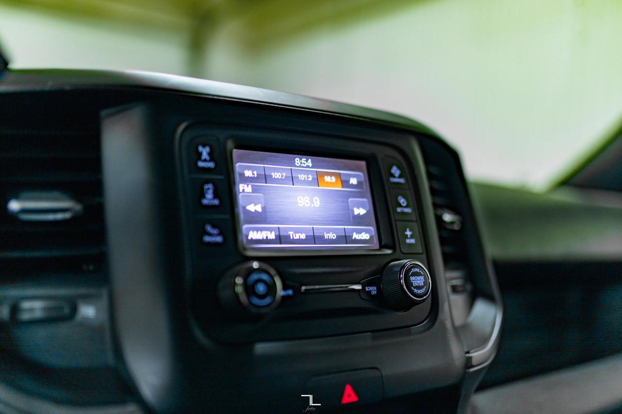 2022 Ram 4500 4x4 Crew Cab Tradesman Deck HEMI BCam Red Deer AB