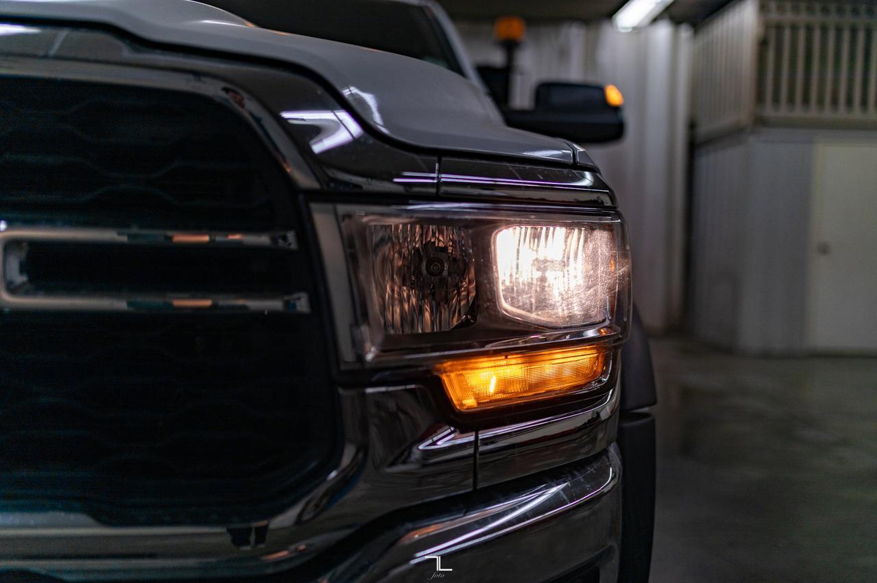 2022 Ram 4500 4x4 Crew Cab Tradesman Deck HEMI BCam Red Deer AB