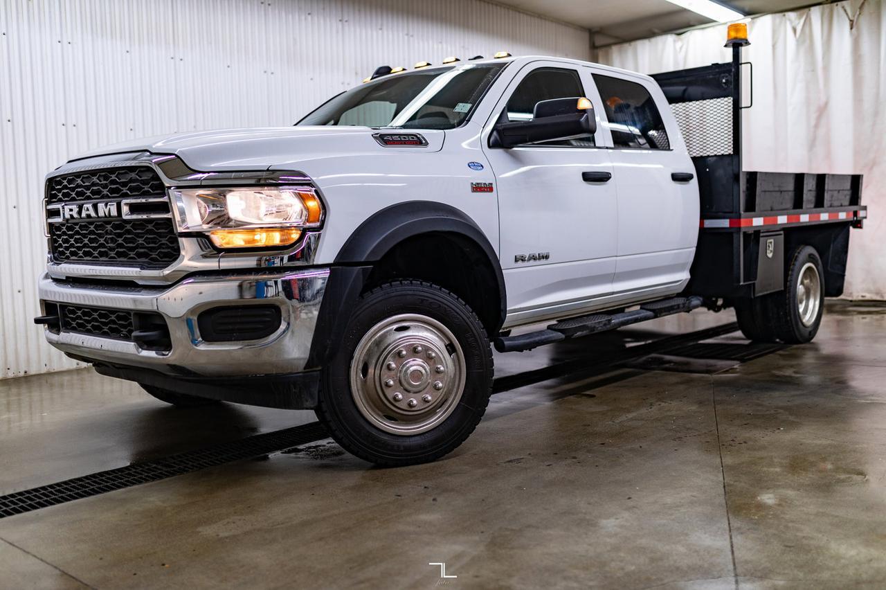 2022 Ram 4500 4x4 Crew Cab Tradesman Deck HEMI BCam Red Deer AB