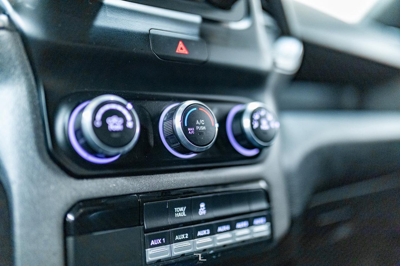 2022 Ram 4500 4x4 Crew Cab Tradesman Deck HEMI BCam Red Deer AB