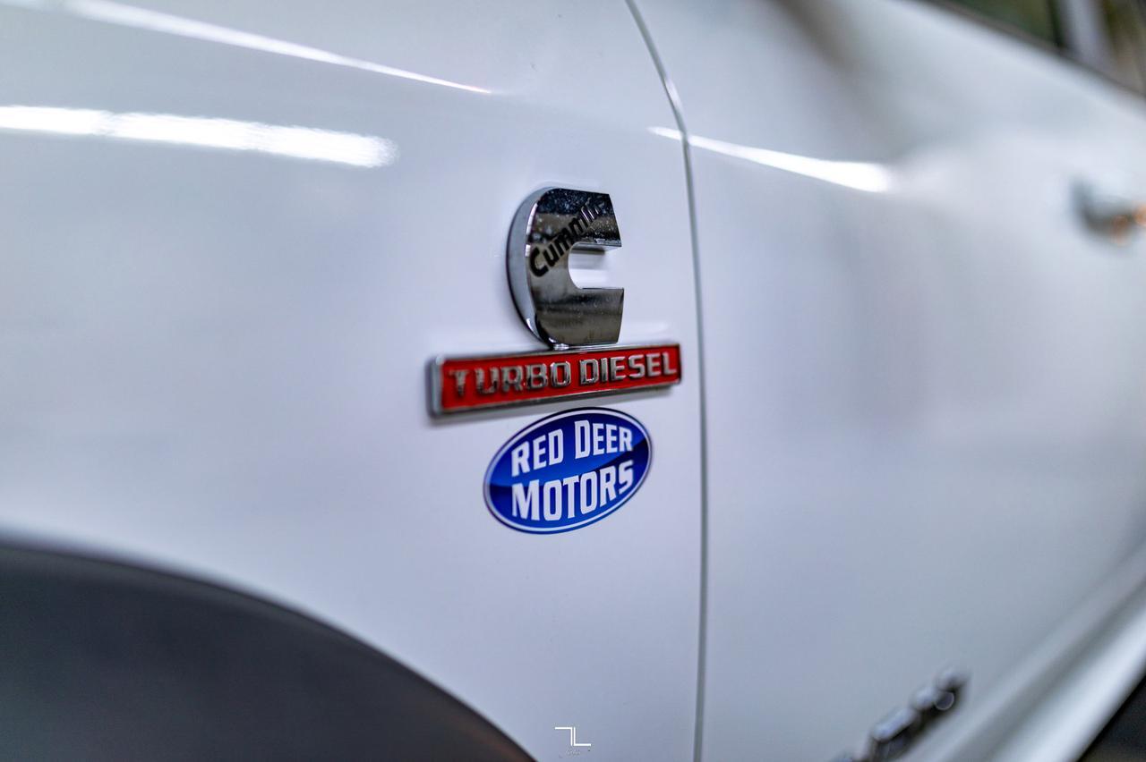 2022 Ram 5500 4x4 Crew Cab SLT Diesel Deck AISIN Red Deer AB