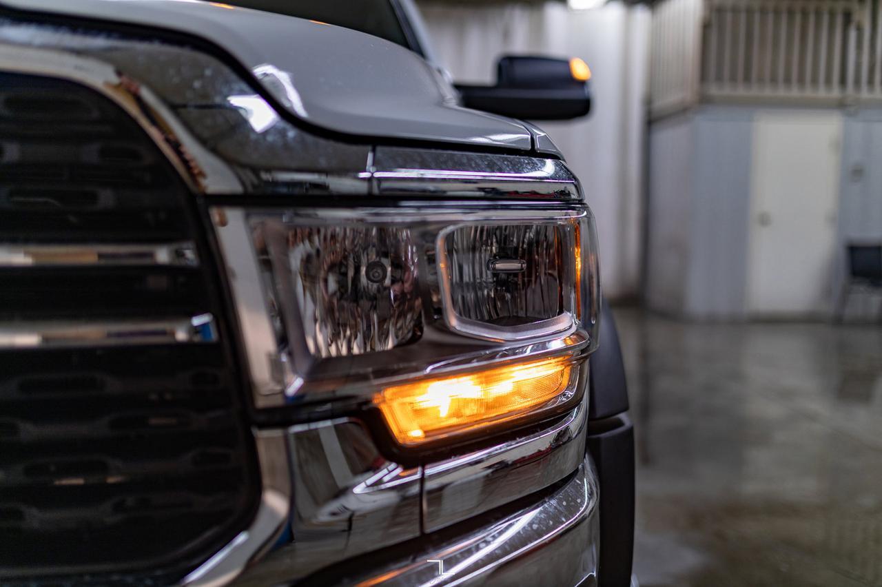 2022 Ram 5500 4x4 Crew Cab SLT Diesel Deck AISIN Red Deer AB